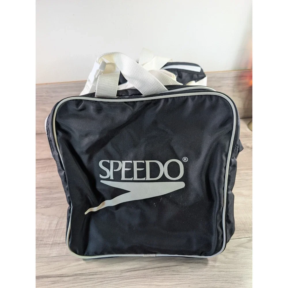 Vintage Speedo Large Swim/Travel/Gym Duffel Bag Retro White / Black  Mesh Pocket